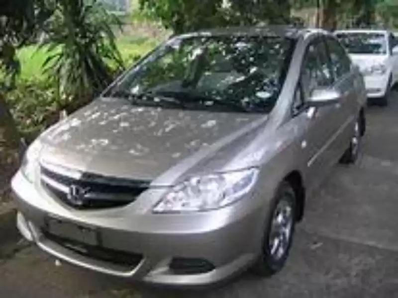 مستعملة Honda City للبيع في الدوحة #6115 - 1  صورة 